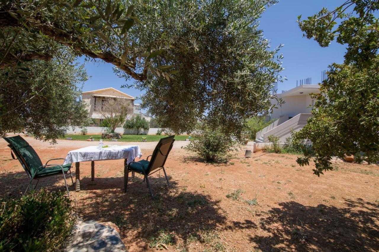 Casa Magnolia Villa Kathaniá Екстериор снимка