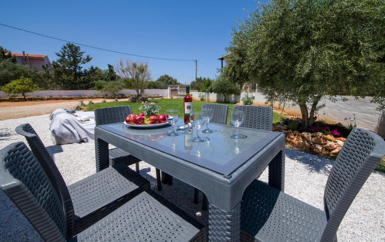 Casa Magnolia Villa Kathaniá Екстериор снимка